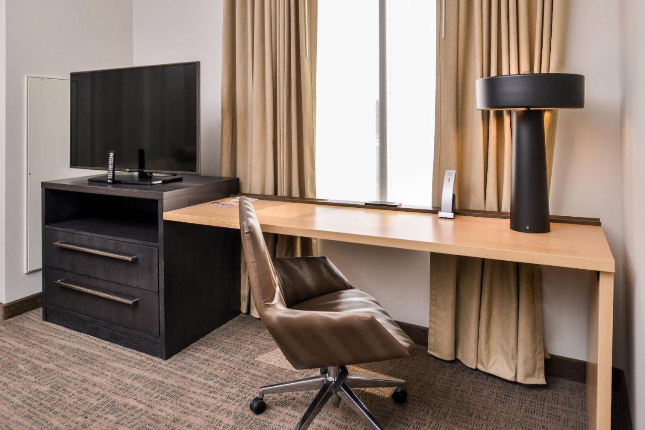 Residence Inn By Marriott Charlotte Northlake Eksteriør billede